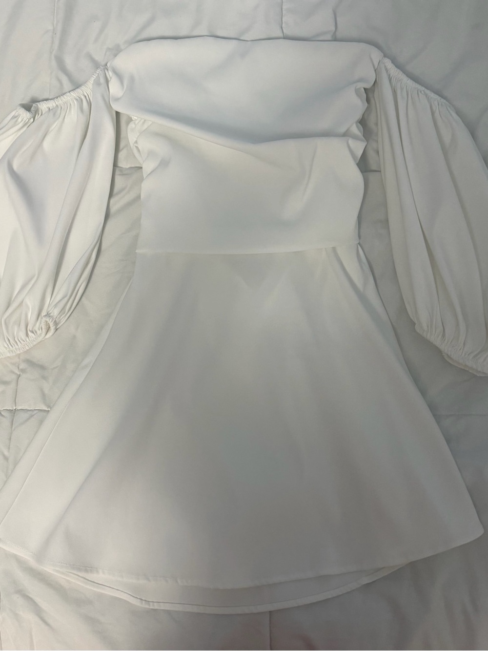 Off-Shoulder White Puff-Sleeve Dress